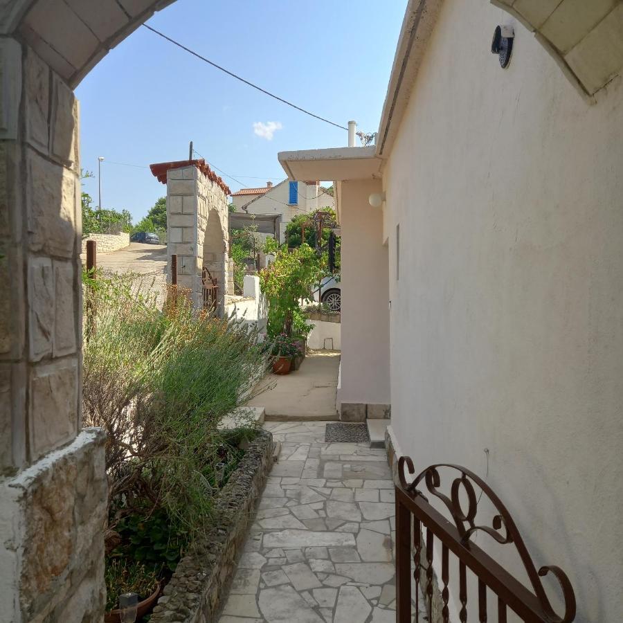 Kuca Za Odmor Skalina - Sea View Villa Splitska Luaran gambar